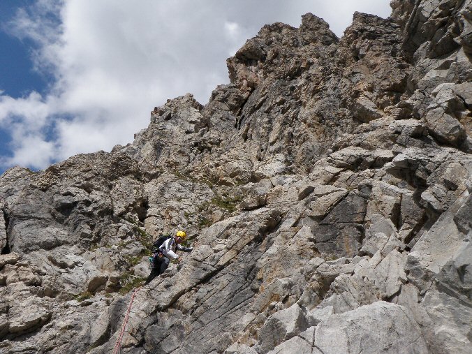 Aiguille de la Nova 035.jpg - a grimpe tranquille pour retrouver l'arte